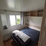 Mobilhomes 6 & 4 Pers A La Bataille Clim Tv Wifi Terrasse & Confort Paris Eure Gestion * Ivry-la-Bataille