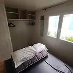 Mobilhomes 6 & 4 Pers A La Bataille Clim Tv Wifi Terrasse & Confort Paris Eure Gestion * Ivry-la-Bataille