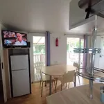 Mobilhomes 6 & 4 Pers A La Bataille Clim Tv Wifi Terrasse & Confort Paris Eure Gestion * Ivry-la-Bataille