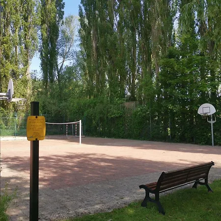 Mobilhomes 6 & 4 Pers A La Bataille Clim Tv Wifi Terrasse & Confort Paris Eure Gestion Kamp alanı