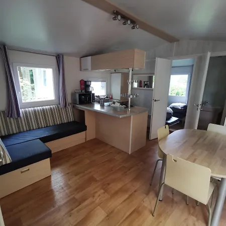 Camping Mobilhomes 6 & 4 Pers A La Bataille Clim Tv Wifi Terrasse & Confort Paris Eure Gestion Ivry-la-Bataille